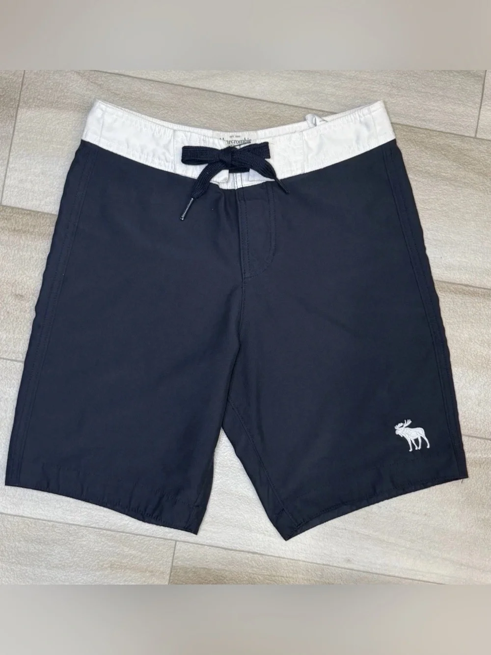 Abercrombie & Fitch Mens Board Shorts Sz XS Blue Embroidered Swimsuit 27x8.5